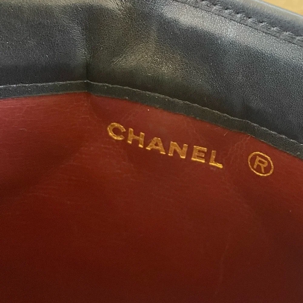 COPY - CHANEL Interlocking Matelasse Clutch Shoulder Bag Purse - Picture 6 of 13